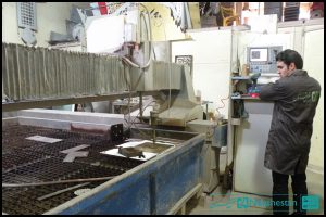 مراحل ساخت هدیه مسابقات قرآن