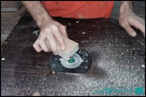 مراحل ساخت تندیس جشنواره ملی تولیدات فرهنگی-هنری مدرسه عشق