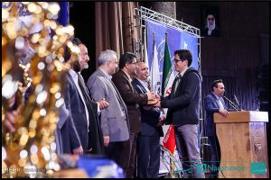 آیین اعطای تندیس ملی فداکاری دانشجویان ایران